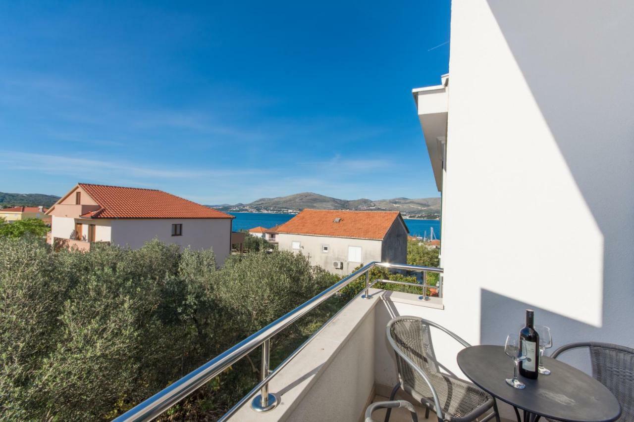 Apartments Fumija Trogir Luaran gambar