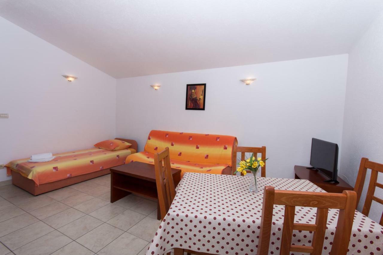 Apartments Fumija Trogir Luaran gambar