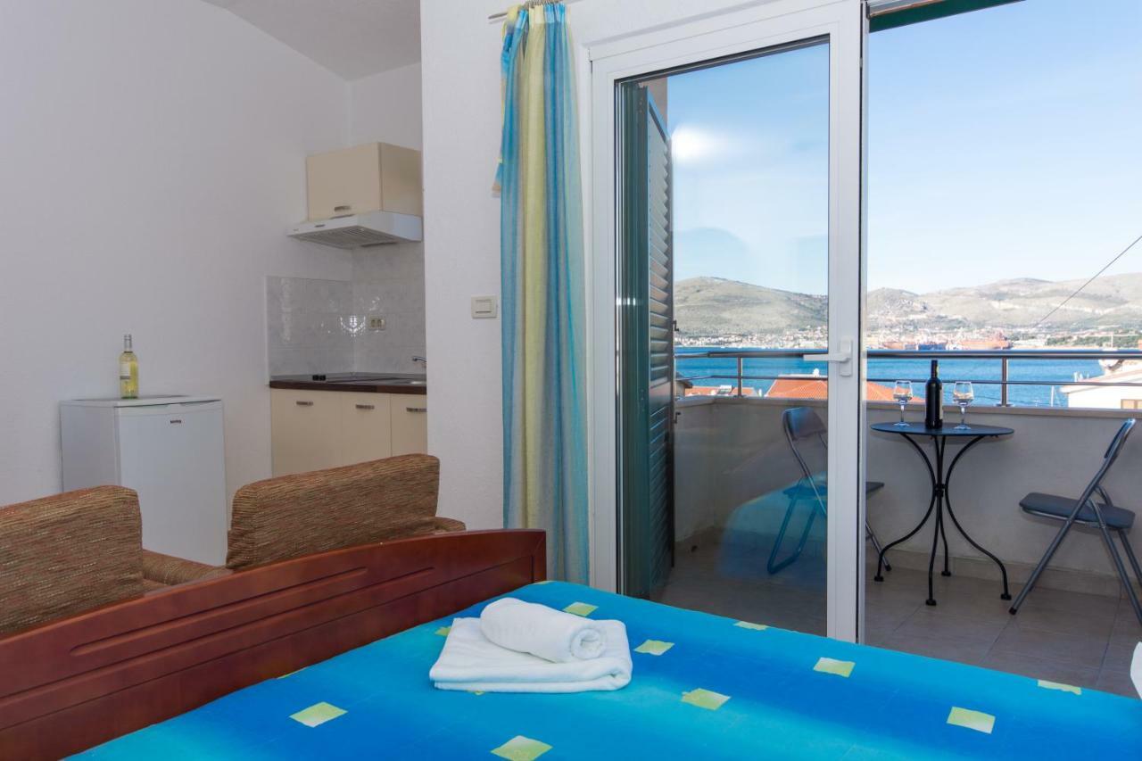 Apartments Fumija Trogir Luaran gambar
