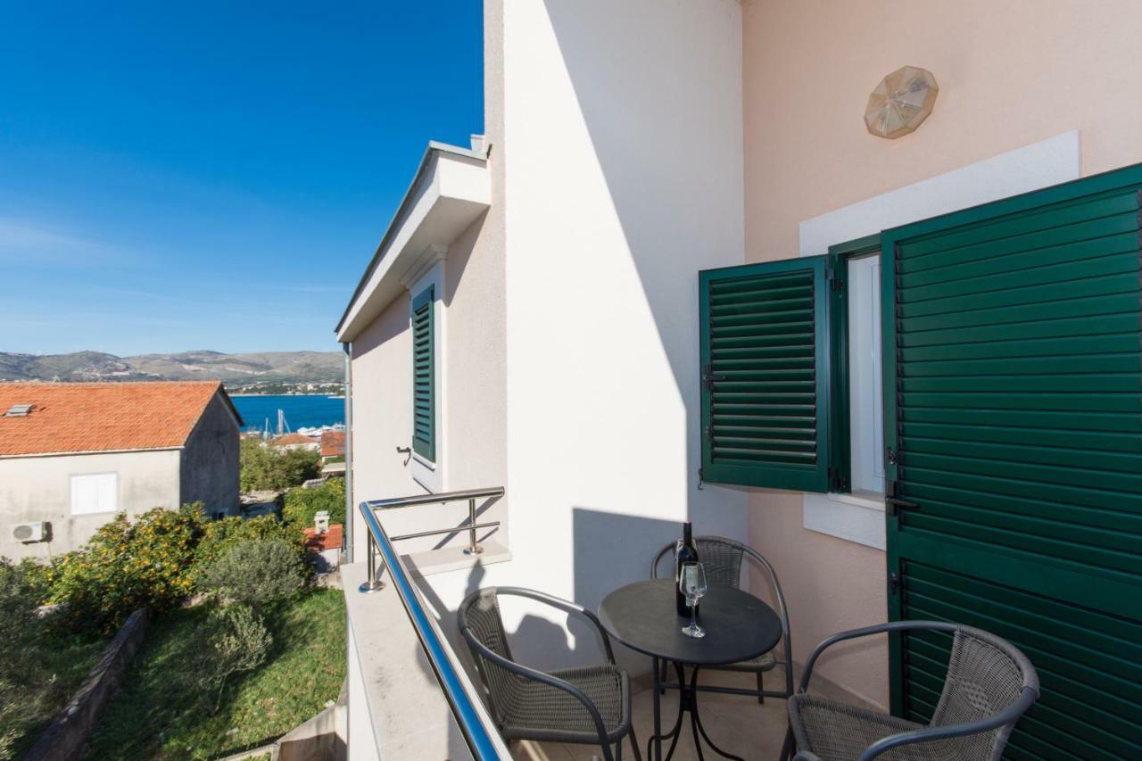 Apartments Fumija Trogir Luaran gambar