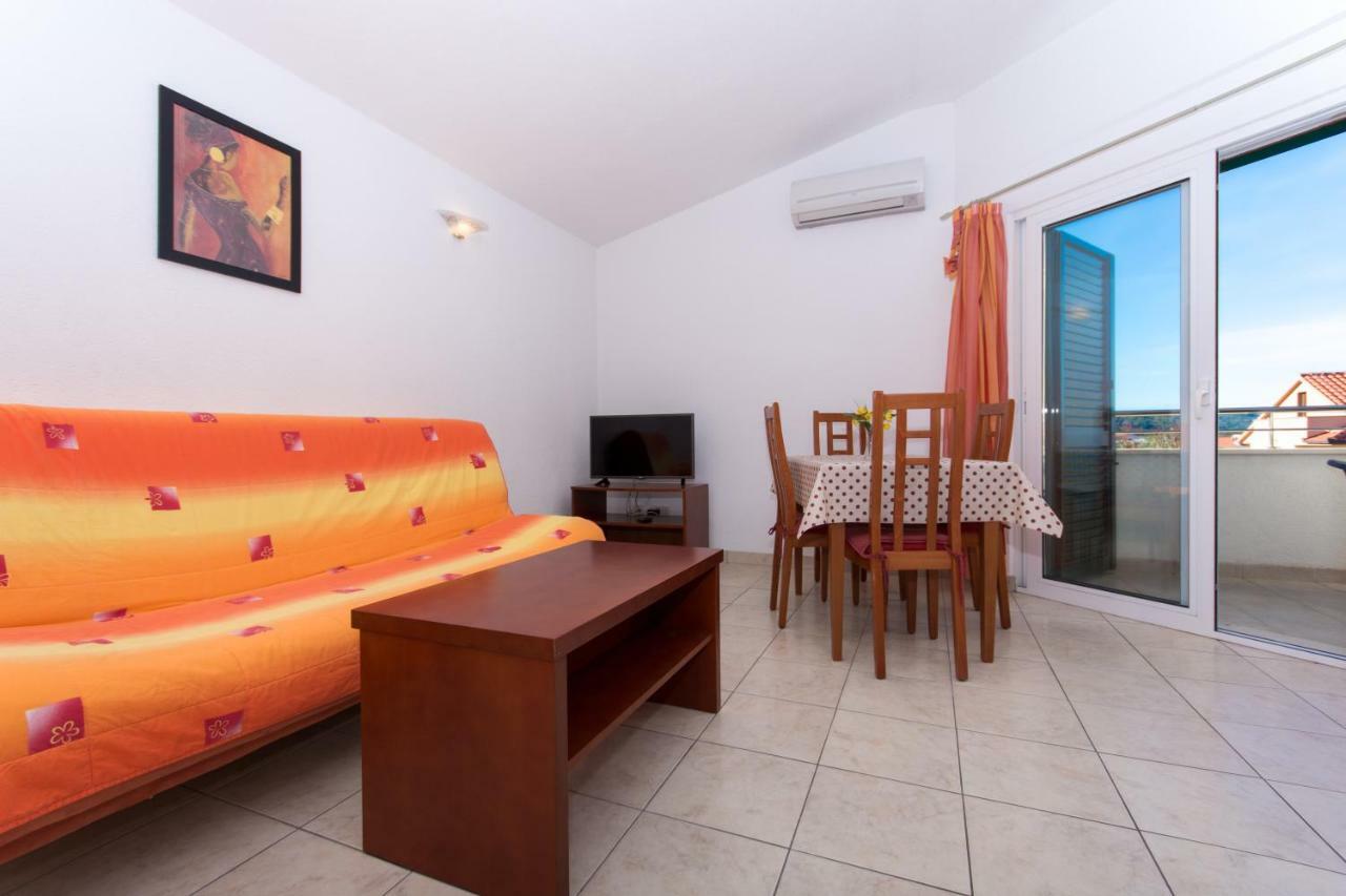 Apartments Fumija Trogir Luaran gambar