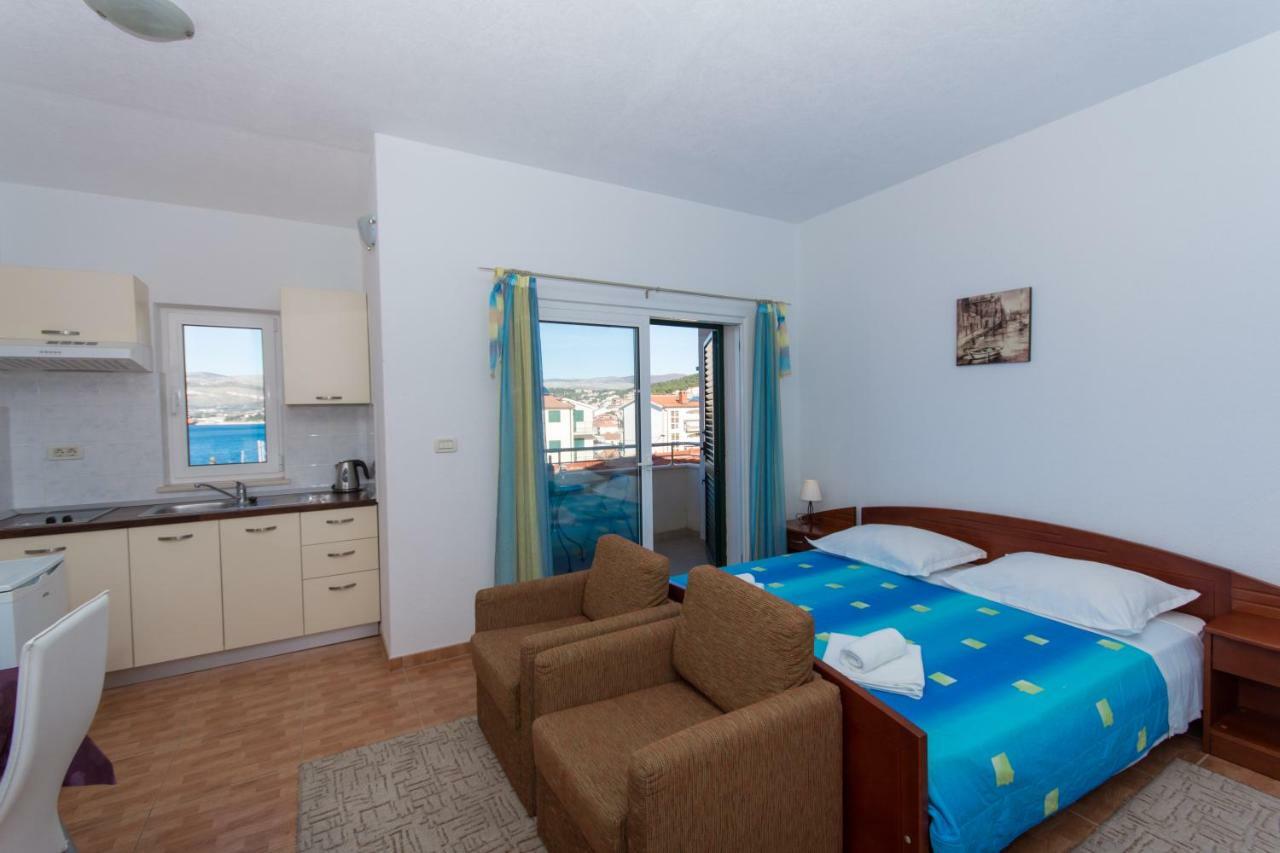 Apartments Fumija Trogir Luaran gambar